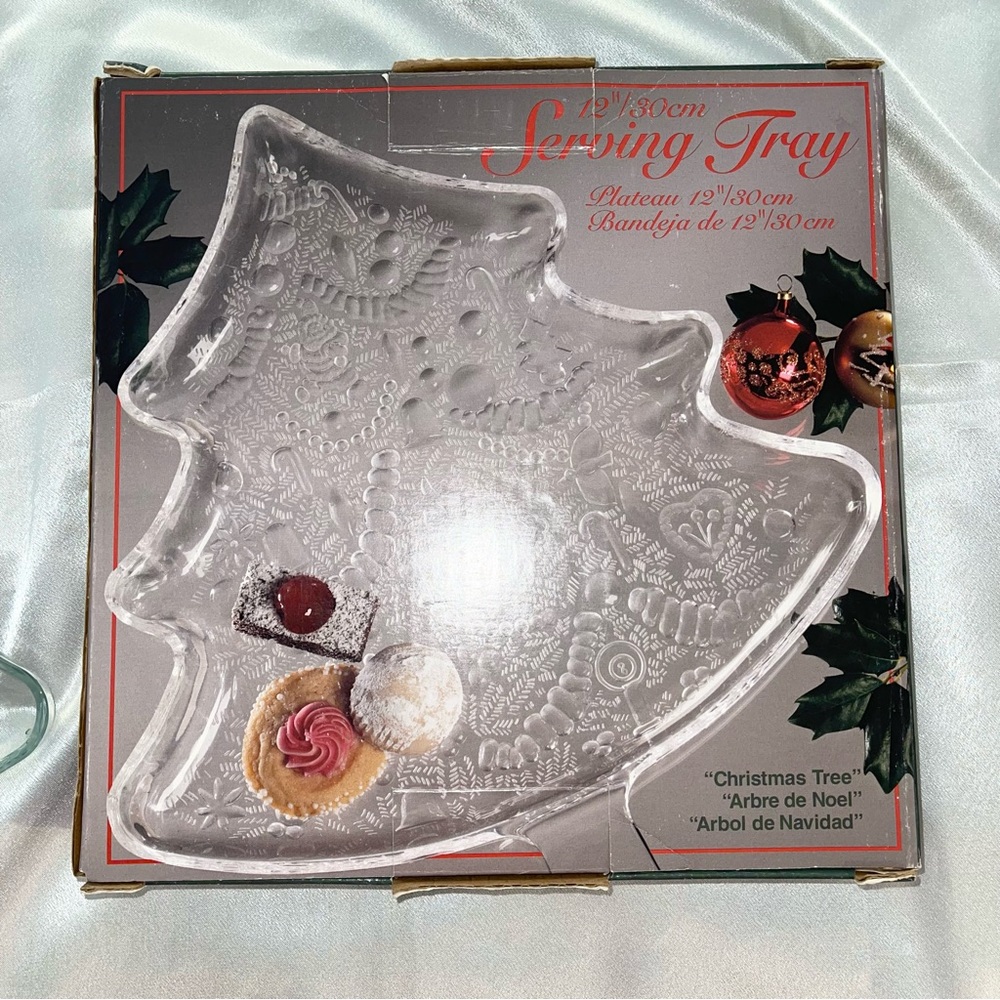 New in Box Holiday Christmas tree glass serving tray